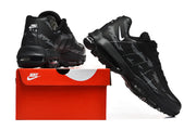 Nike Air Max 95 Black Patterned Sneakers