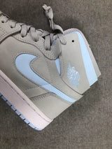 Air Jordan 1 WMNS High Zoom Grey Blue High-Top Sneakers