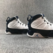 Jordan Air Jordan 9 Retro UNC High-Top Sneakers 302370-145
