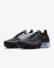Nike Air VaporMax Flyknit 2 Sneakers Black White 942842-016