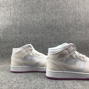 Jordan Air Jordan 1 Mid GG Sneakers White Grey Pink