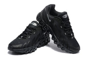Nike Air Max Black Running-Style Sneakers