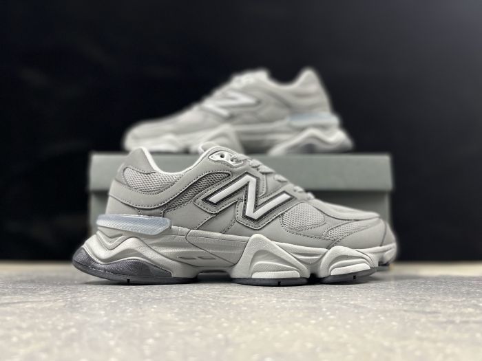 New Balance U9060ZGB Gray Sneakers