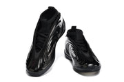 Black 939-6 Low-Top Sneakers