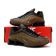 Nike Shox R4 Brown and Black Sneakers