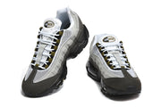 Nike Air Max 95 Sneakers Grey Olive HJ5996-003
